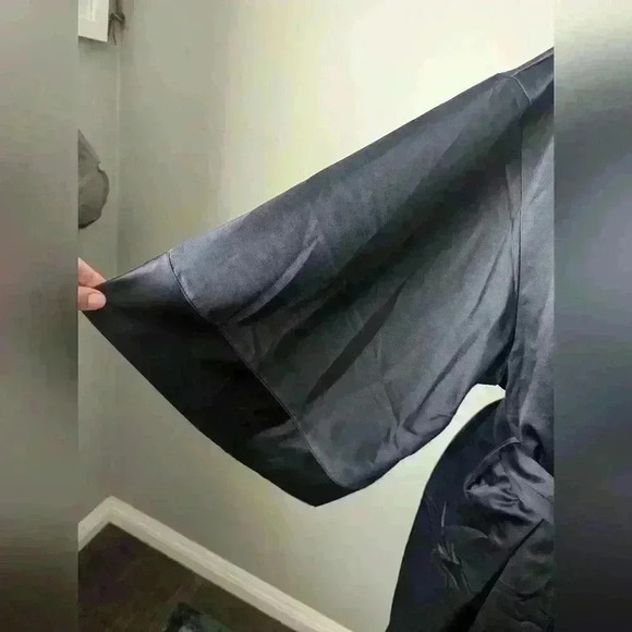 ThirdLove Black Robe - Picture 8 of 10